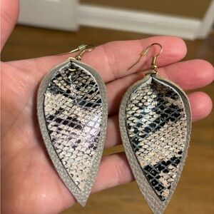 Leaf-Shaped Patterned Earrings
